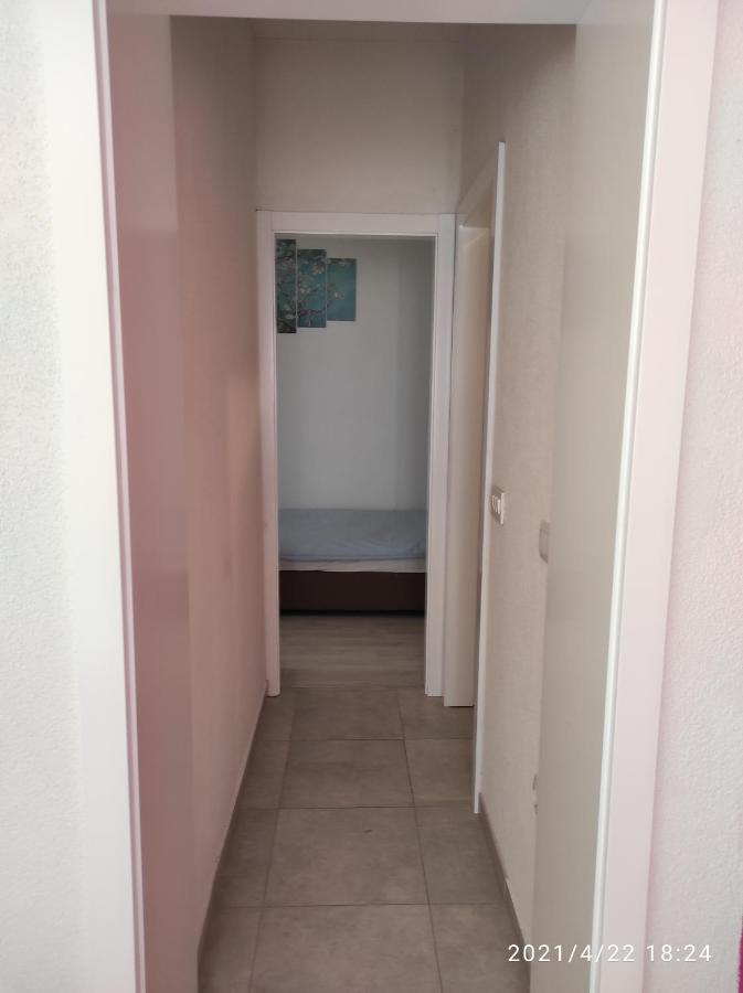 Apartmani Quattro สตารีกราด-ปาเคลนีซา ภายนอก รูปภาพ